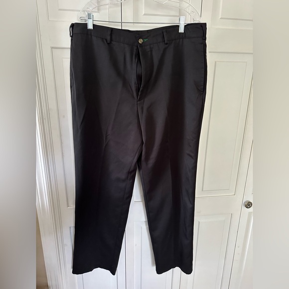 Men’s Tommy Hilfiger Black Flat Front Microfiber Pants Size 38x32 - Picture 1 of 9